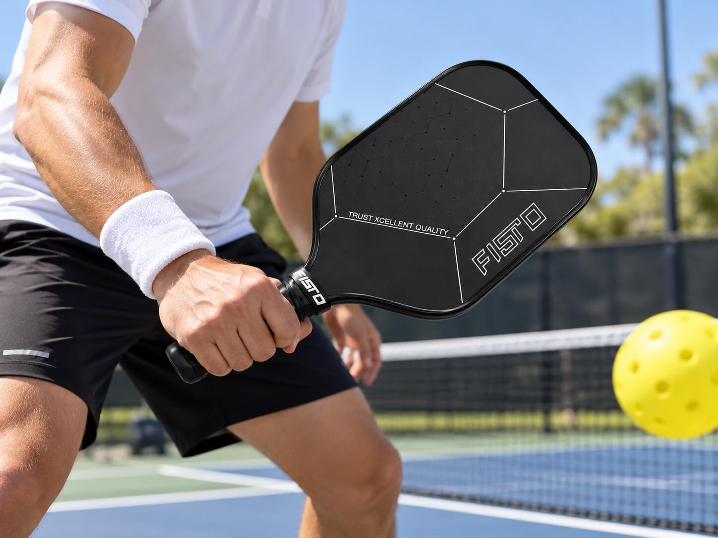 Is a Thermoformed Pickleball Paddle Worth Trying?